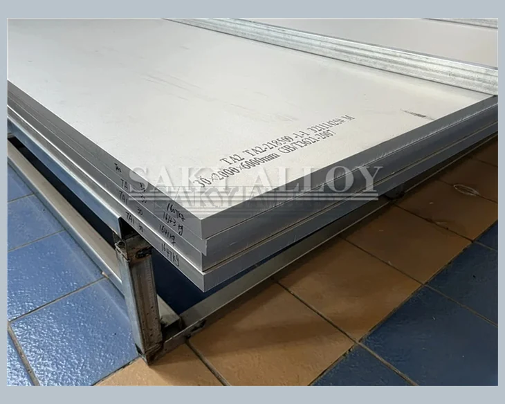 Thick titanium plates with edge identification marks